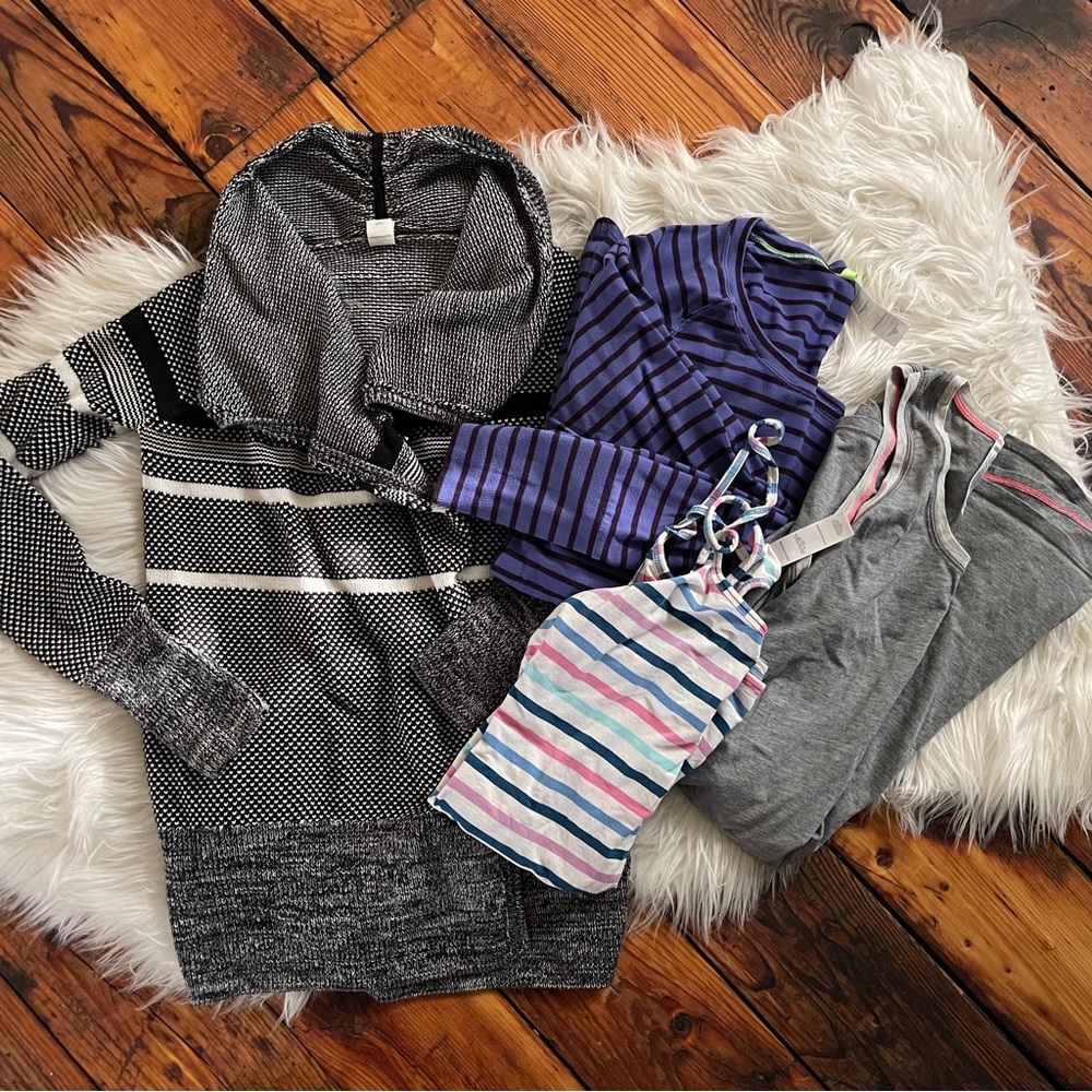 Lululemon IVIVVA Girl’s Lot of 5 Sweater Tops Dress Sz 12